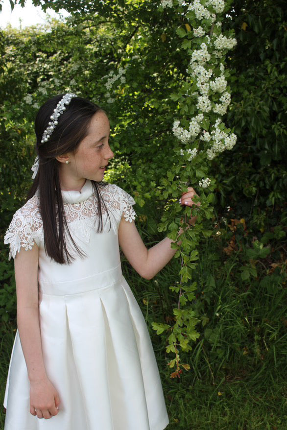 Millie ivory pearl & Bead Headpiece