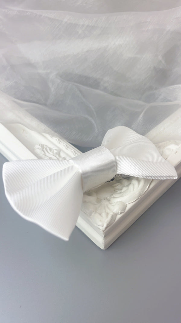 Small Victoria Bow