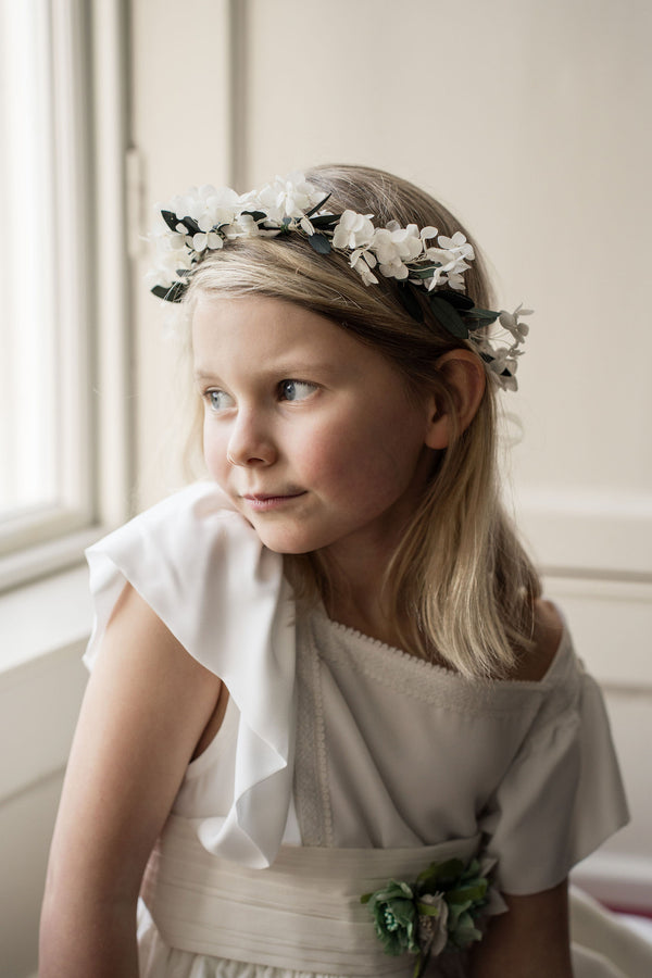 Ivory Silk Flowers with a Willow leaf