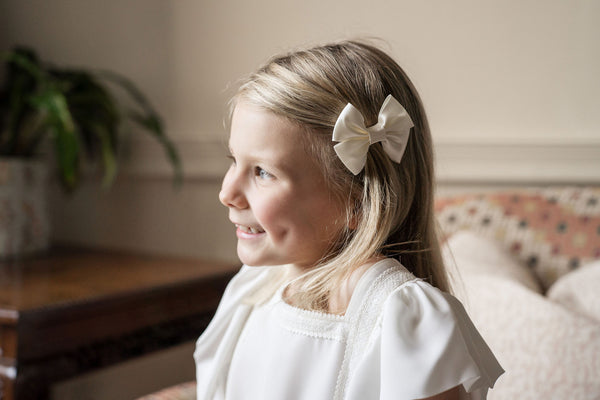 Small White or Ivory Bow