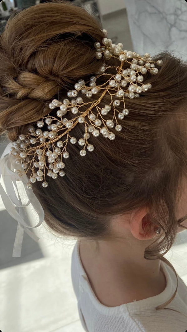 Communion Headpiece , irish communion, irish designer, 1st holy communion headpiece, handmade communion headpiece ireland, communion headpiece girl, communion headpiece ideas, first communion headpiece, holy communion headpiece,  best communion headpiece ireland, communion headpiece with ribbon,