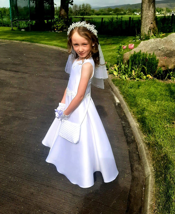 Communion Headpiece , irish communion, irish designer, 1st holy communion headpiece, handmade communion headpiece ireland, communion headpiece girl, communion headpiece ideas, first communion headpiece, holy communion headpiece,  best communion headpiece ireland, communion headpiece with ribbon,