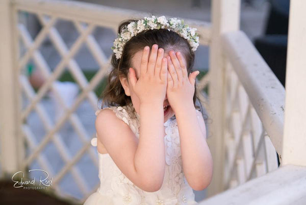 white flower headband, white babys breath flower headband, christening headband, naming day headband, soft baby headband, toddler headband , baby girl headband, neworn girl headband, baby headband ireland, baby headband ireland handmade,baby headband bow, christening baby headband, toddler flower girl headband, baby flower girl headband , flower girl headband.