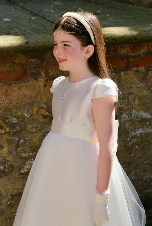 Communion hair accessories ireland, Communion headpiece ireland, Communion headband ireland, Communion hair accessories for ireland, First holy communionheadpiece, Communion hairpiece, Communion pearl headband, handmade commuion headband, 