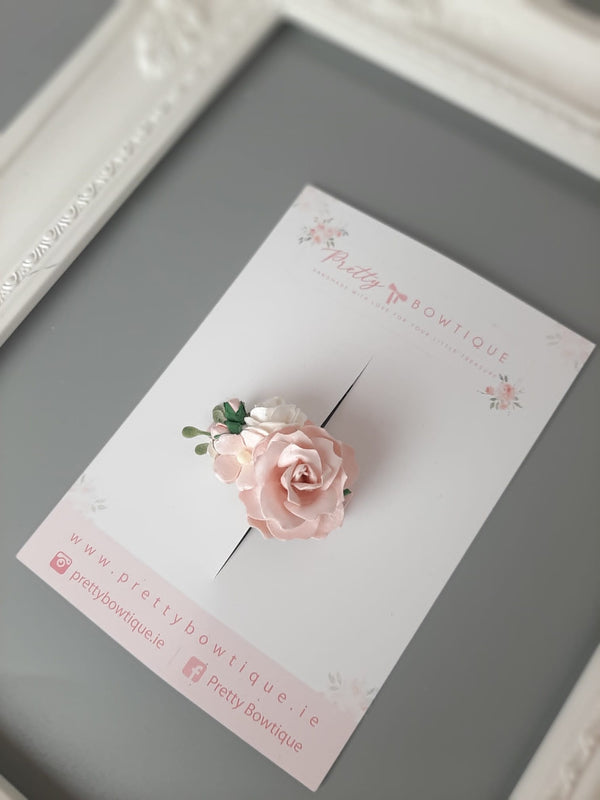 Soft pink & Ivory Flower Clip