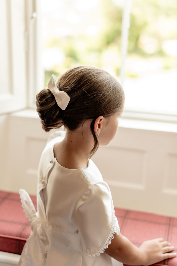 Communion hair clip, communion clip, communion hair style ,communion bow, irish communion, handmade irish communion bow, 