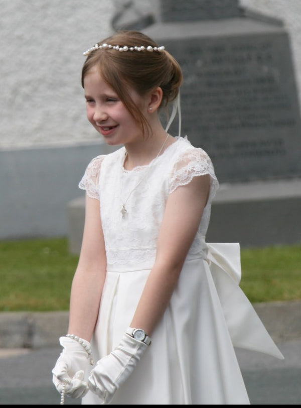 Sarah Ivory Pearl Headpiece