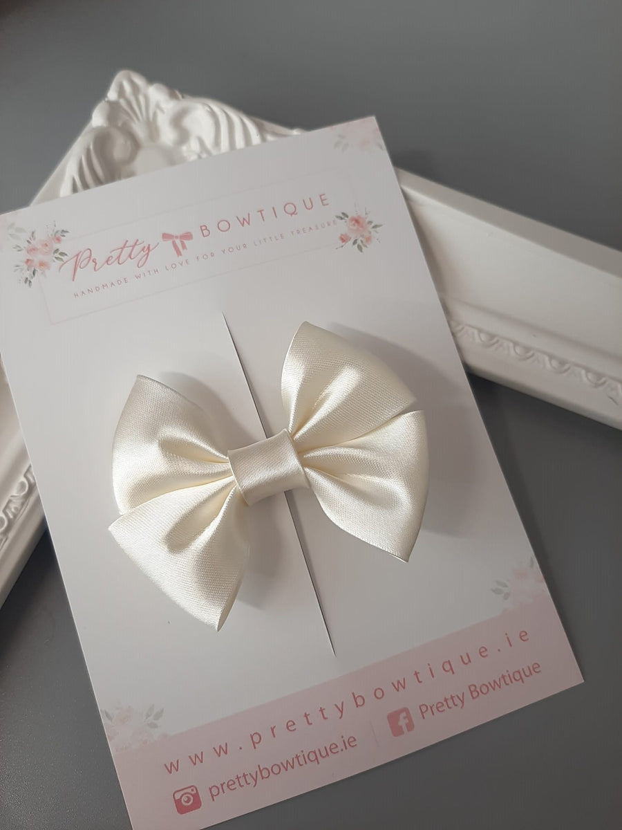 Medium Ivory Satin Bow – Pretty Bowtique