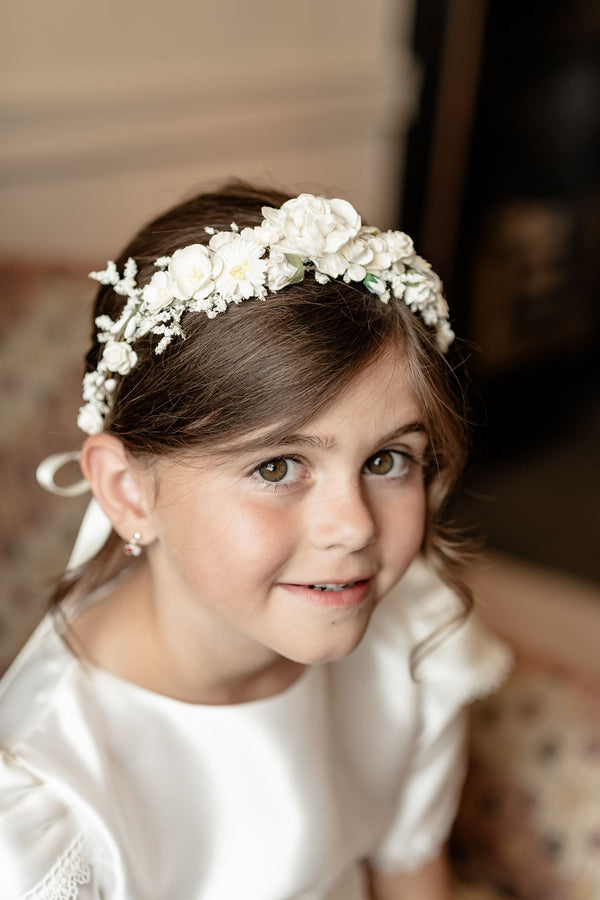 Communion flower crown, Communion flower crown Ireland, First Holy Communion flower crown, First Communion flower crown, girls Communion flower crown, white Communion flower crown, ivory Communion flower crown, floral Communion headpiece, Communion floral crown, Communion flower headpiece, Communion hair accessories, Communion hair accessories Ireland, Communion headpiece Ireland, handmade Communion flower crown, handmade Communion headpiece Ireland, luxury Communion flower crown, girls floral headpiece, 